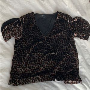 Madewell velvet flutter sleeve top - floral